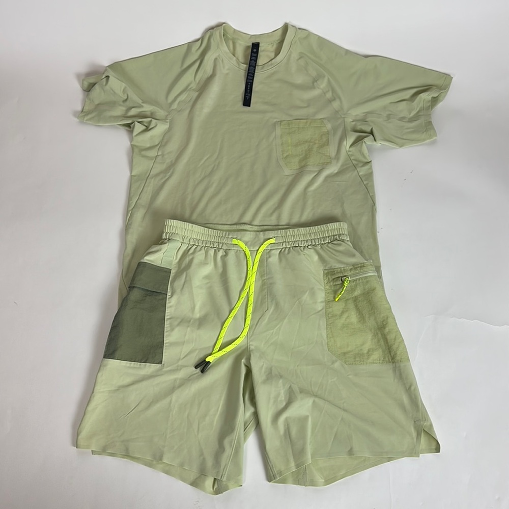 Set Lululemon Ventilated Hiking Tee and Water repellent hiking short Men’s SZ S